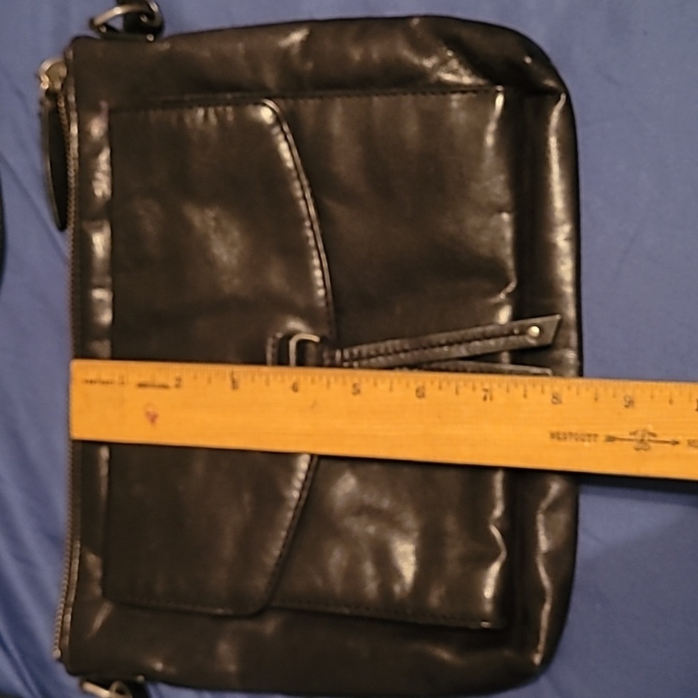 Crossbody - Picture 9 of 9